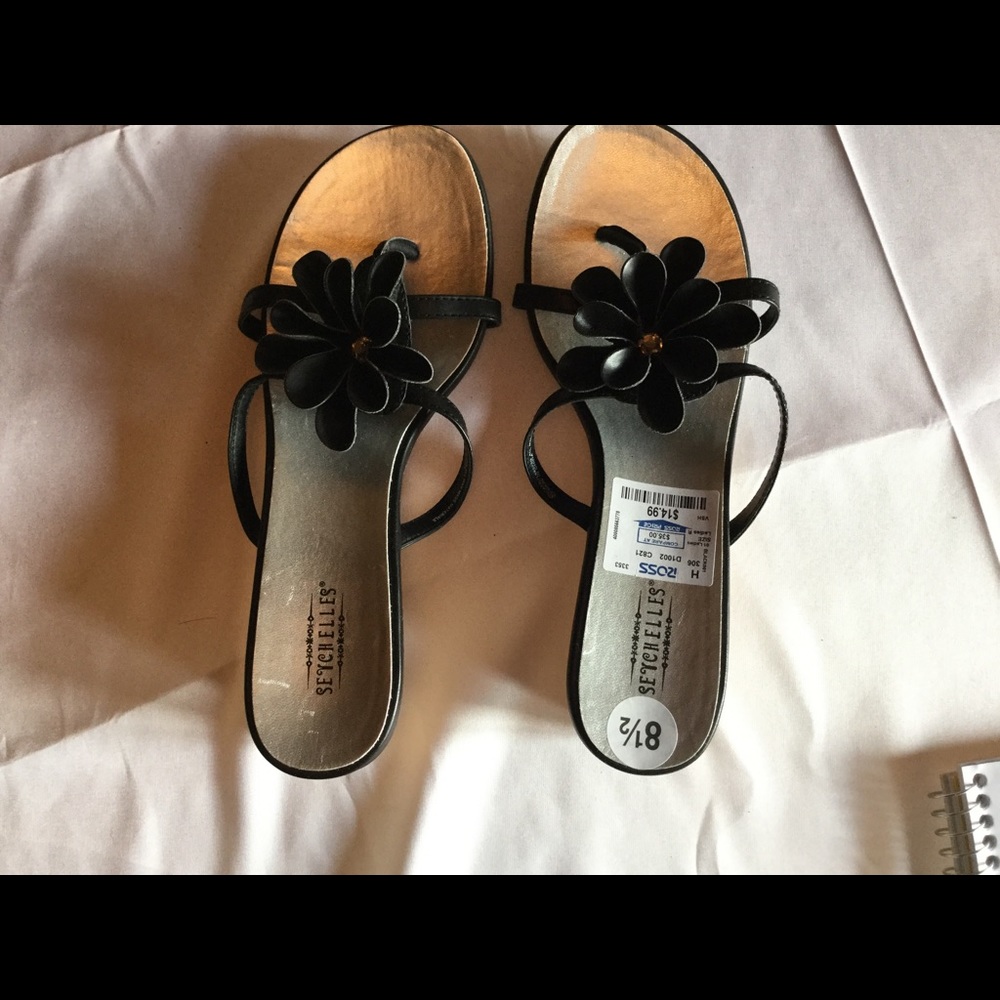 Shoes - Picture 2 of 3